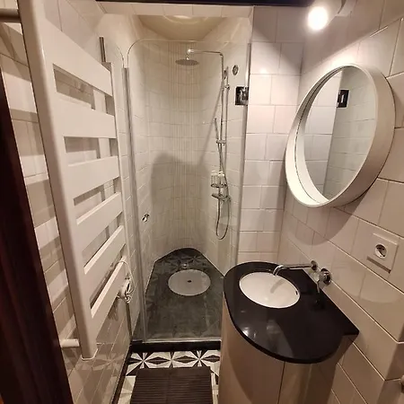 Easy Host Oporto