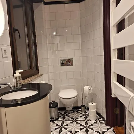 Easy Host Oporto
