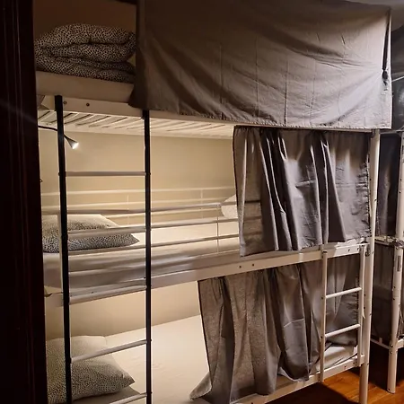 Hostal Easy Host *
