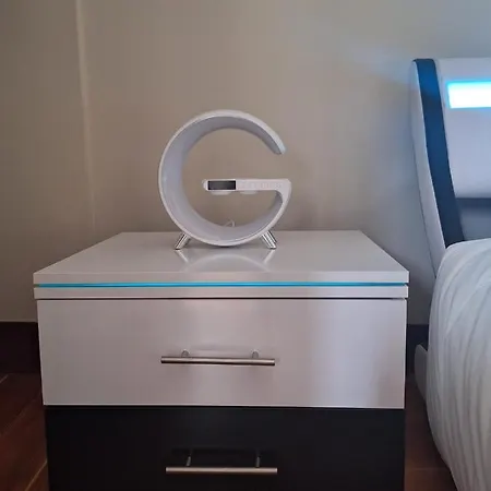 Easy Host Hostel